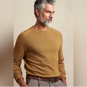 Banana Republic Men's Mustard Sweater
